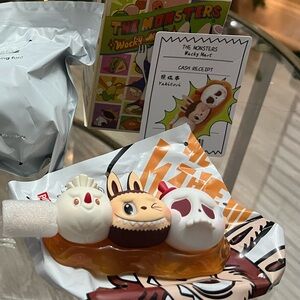 Wacky Mart yakitori it’s magnetic 🧲